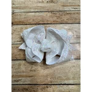 Lilly Reese Bowtique 4" White Glitter Ribbon Bow